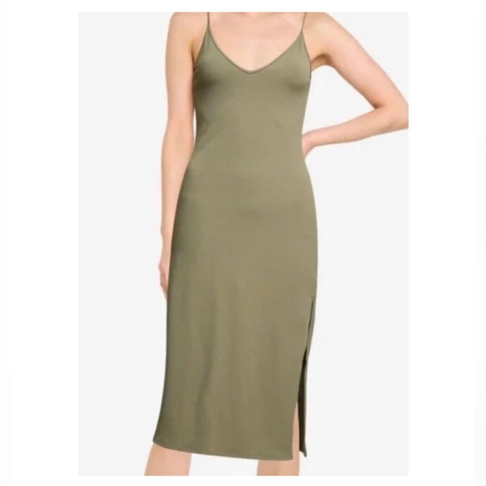 Abercrombie & Fitch Midi Dress in green - Picture 9 of 9
